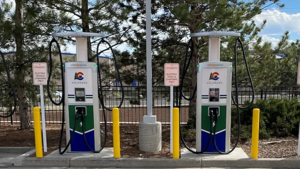 Colorado Completes EV Fast-Charging Corridors, Expands Access Across Highways