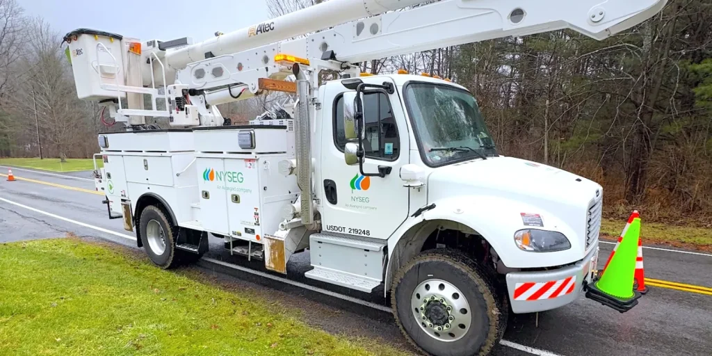 Avangrid to Add 130 Diesel-Electric Hybrid Bucket Trucks to Service Fleet