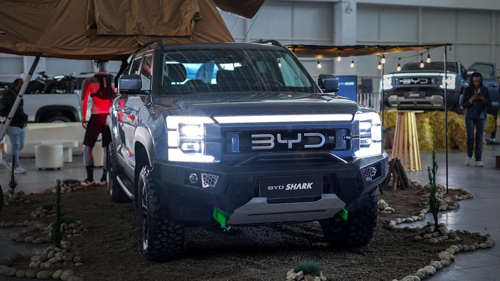 BYD’s Shark Hybrid Pickup Expands to Ecuador After Surpassing 10,000 Exports