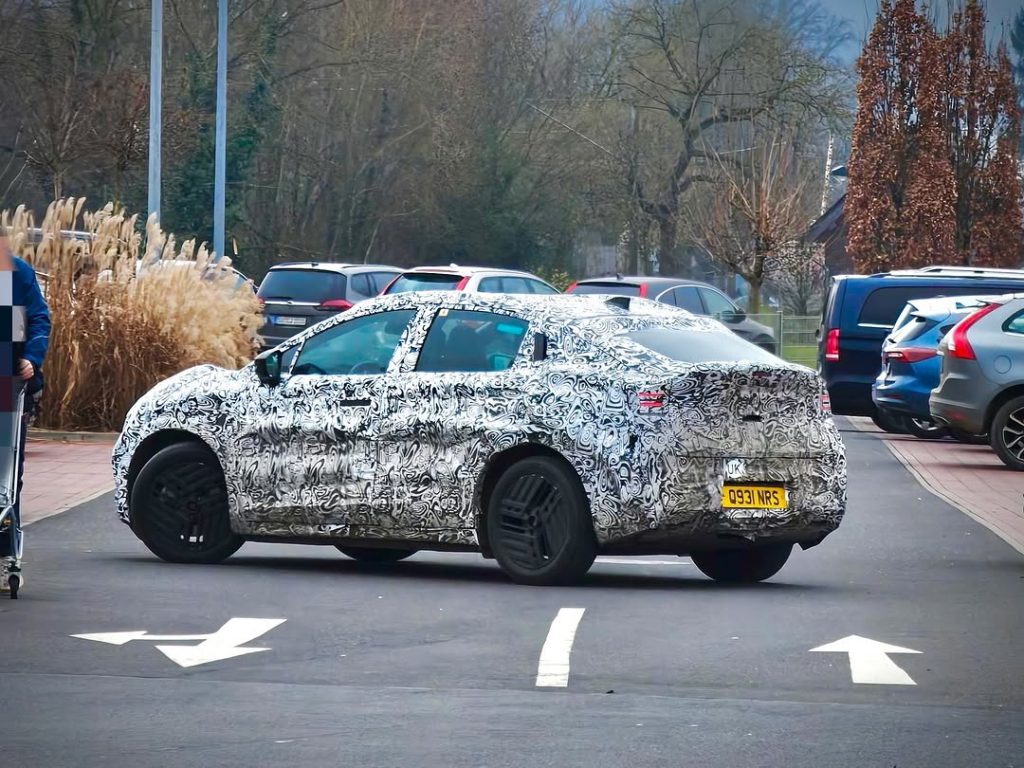 Next-Gen Nissan LEAF Spied in Europe, Inspired by Ariya’s Design