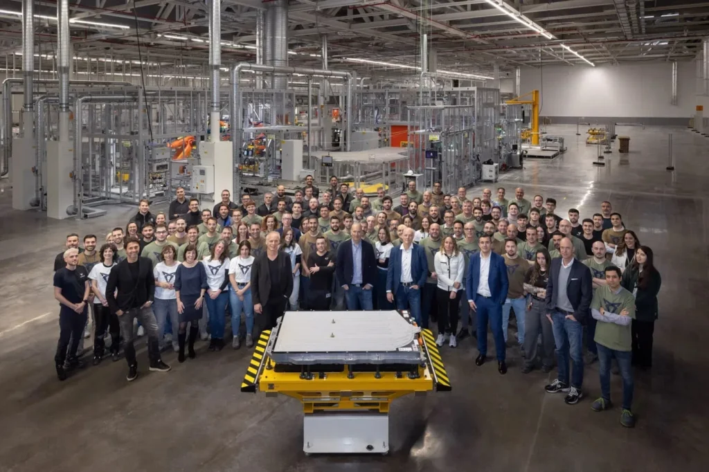 Seat Advances Toward EV Production with Pre-Series Battery Assembly and New PXL Press at Martorell