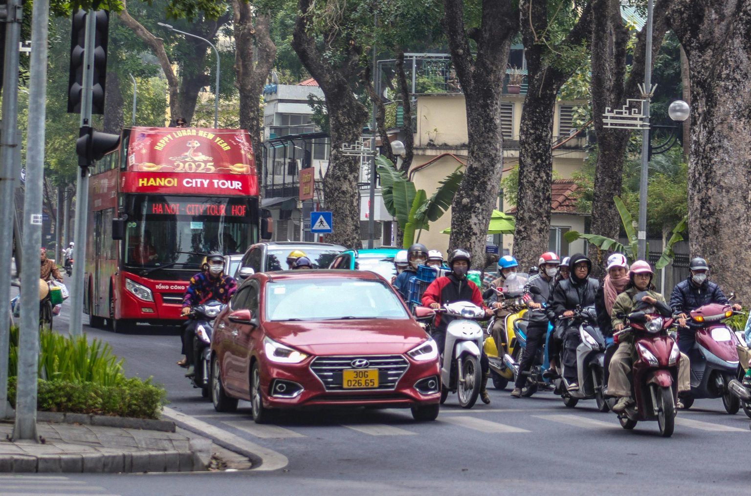 Hanoi to Ban Fossil Fuel Motorbikes in City Center by 2026, Expand Restrictions Citywide by 2030 Hanoi City