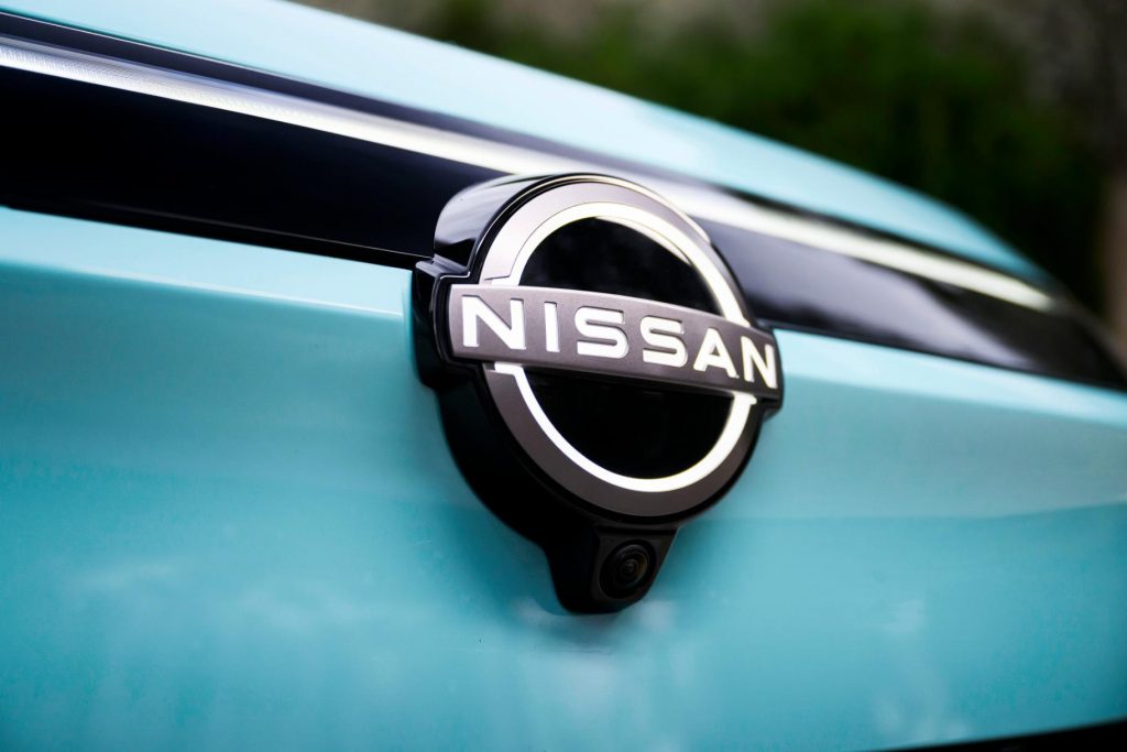 Nissan Leaf Logo