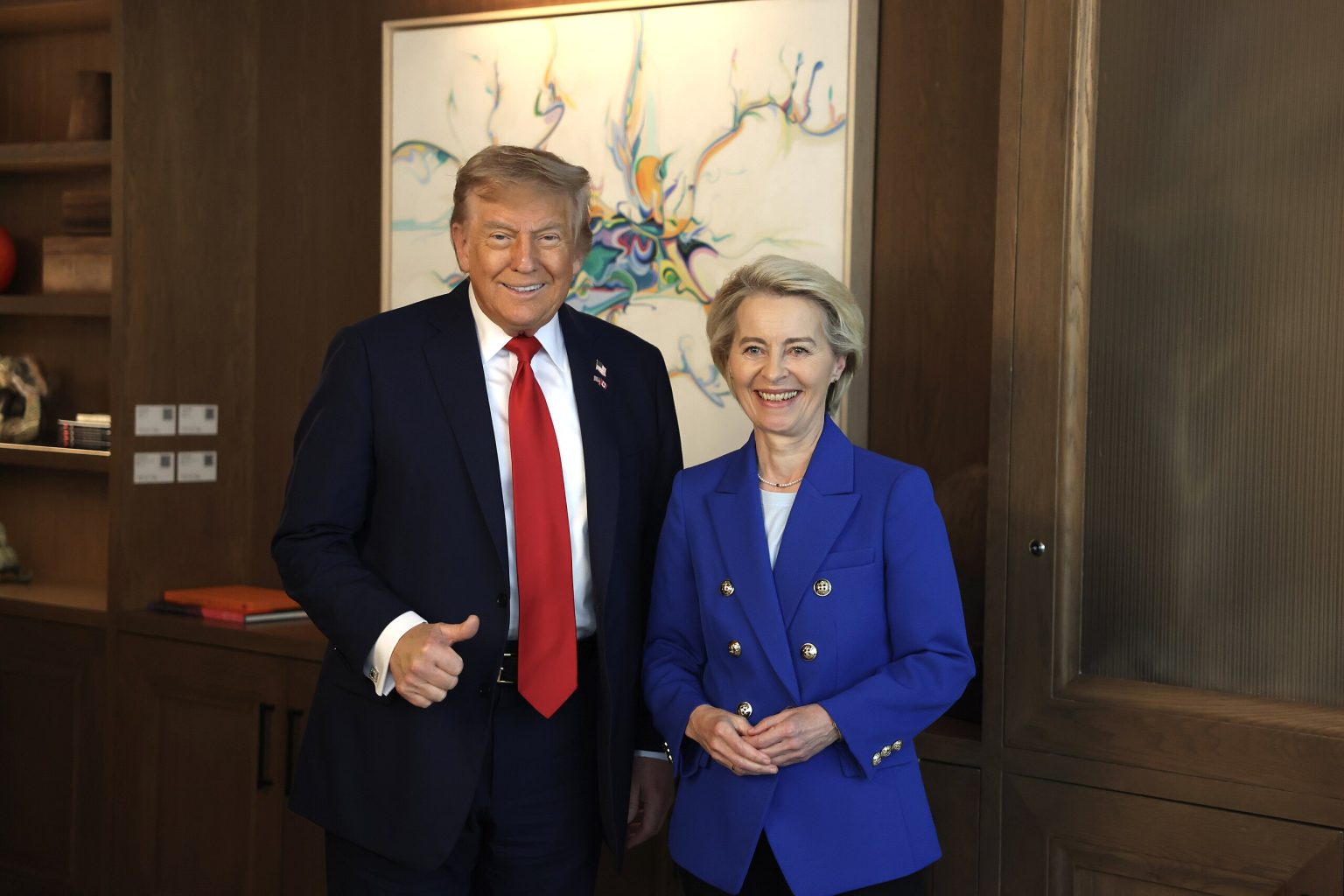 EU and US Reach Trade Agreement with 15% Base Tariff on Imports