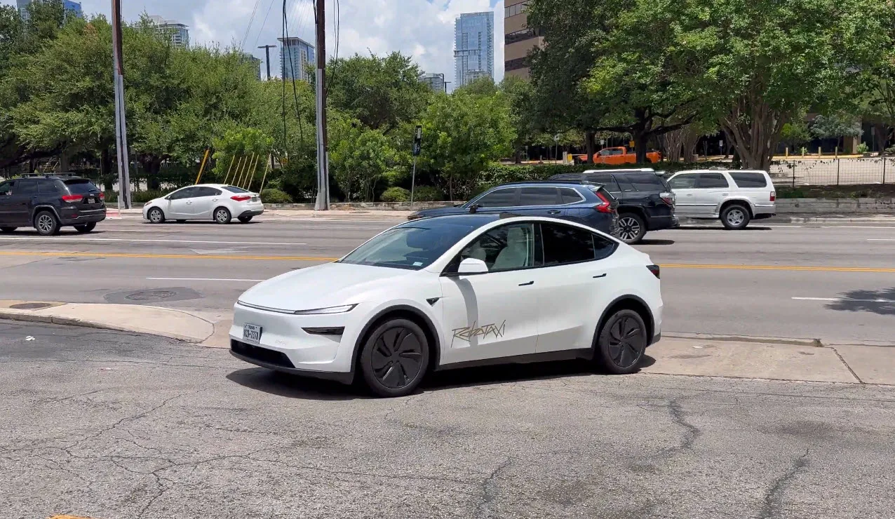 Tesla Robotaxi