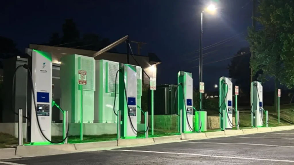 U.S. Judge Blocks Trump Administration From Halting EV Charger Funds, Siding With States