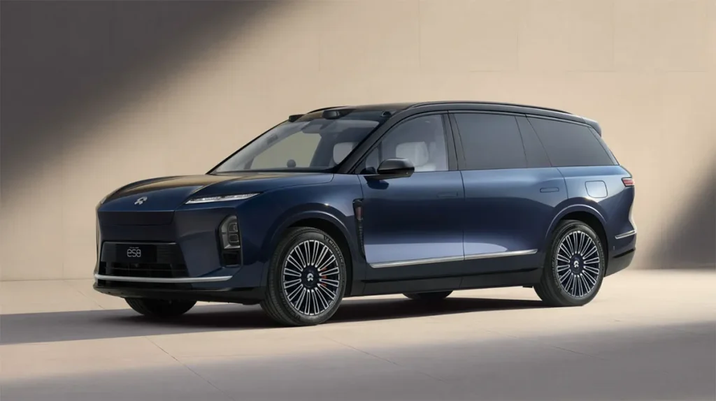Nio ES8