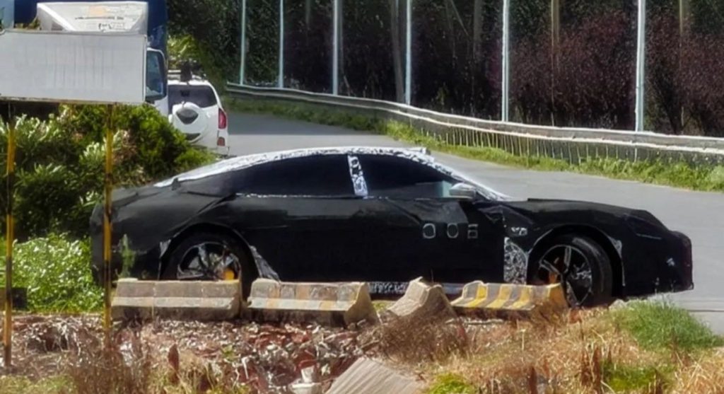 Xiaomi SU7 Long-Wheelbase Prototype Spotted in Testing