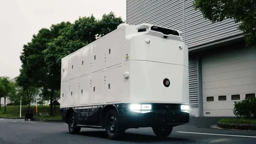 Robomart Unveils RM5 Autonomous Delivery Vehicle With Flat $3 Fee