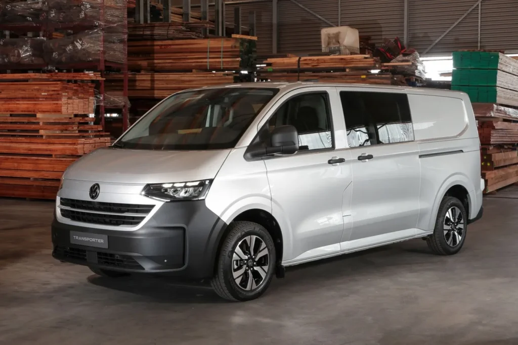 Volkswagen Broadens Transporter Range with New Electric, Hybrid and Diesel Options