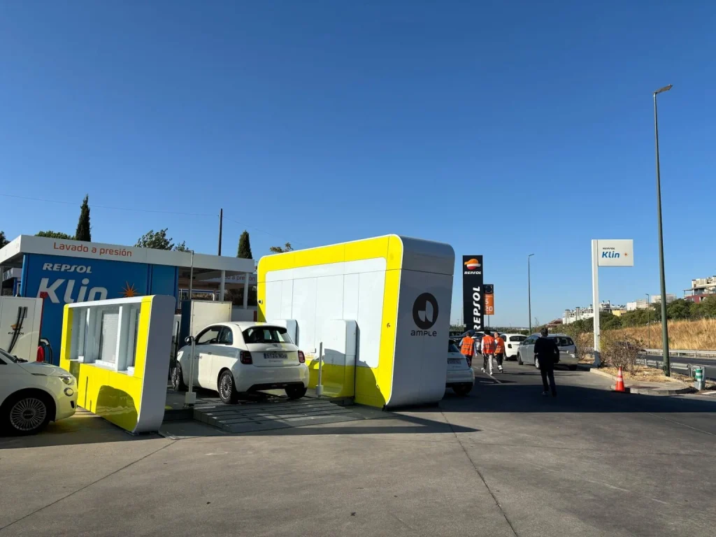 Ample And Repsol Expand Battery Swapping Network In Madrid