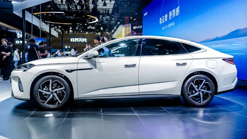 BYD to Launch 2026 Seal 07 DM-i Hybrid Sedan on September 15 BYD Seal 07 DM-i