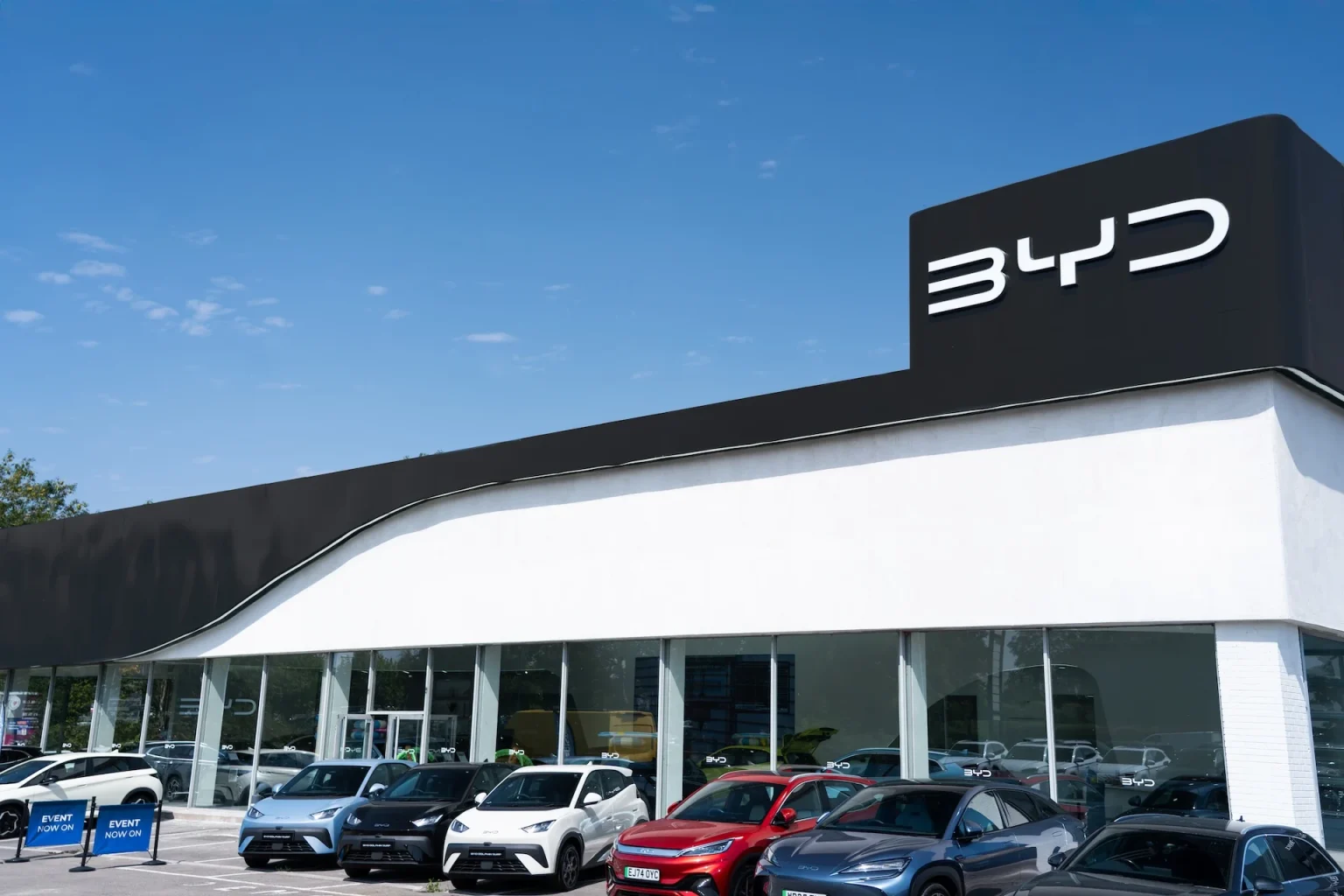 BYD Opens 100th Dealership in U.K., Expanding Electric Vehicle Presence