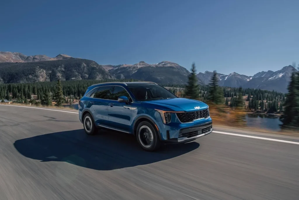 2026 Kia Sorento Hybrid Starts at $38,890, Adds New X-Line Trim and Terrain Mode