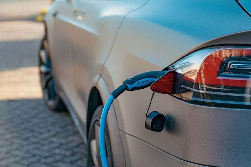 Spirii and Lumina Launch AI-Driven Platform to Boost EV Charger Reliability