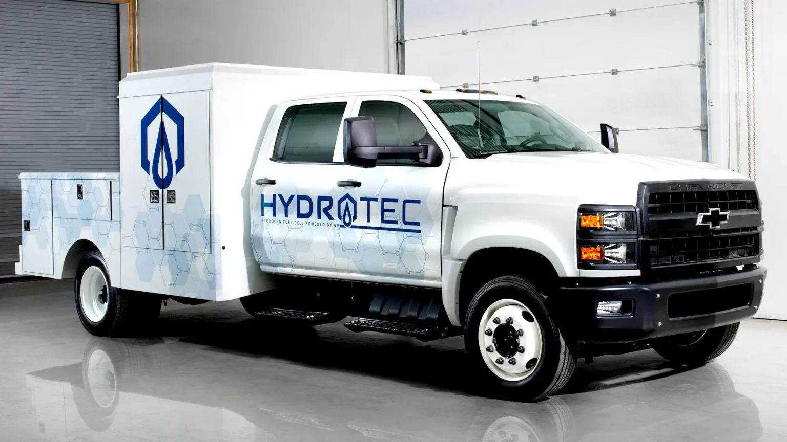 GM Ends Next-Gen Hydrogen Fuel Cell Development, Shifts Focus to EVs and Batteries