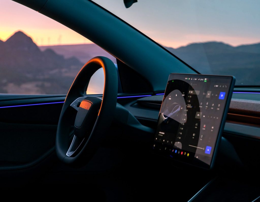 Tesla Reports One Crash Every 6.36 Million Miles on Autopilot in Q3 2025 Tesla Model 3 Interior