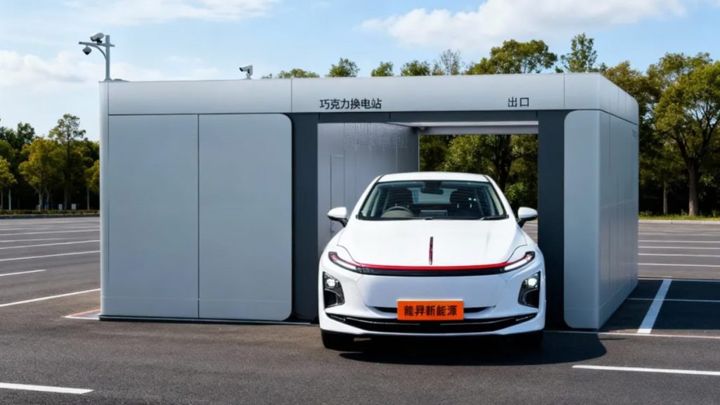 CATL Unveils First Right-Hand-Drive Battery-Swap Taxi in Hong Kong