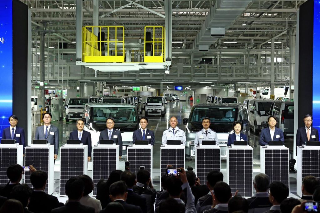Kia Expands PBV Strategy With Completion of Hwaseong EVO Plant East, Groundbreaking of West Facility