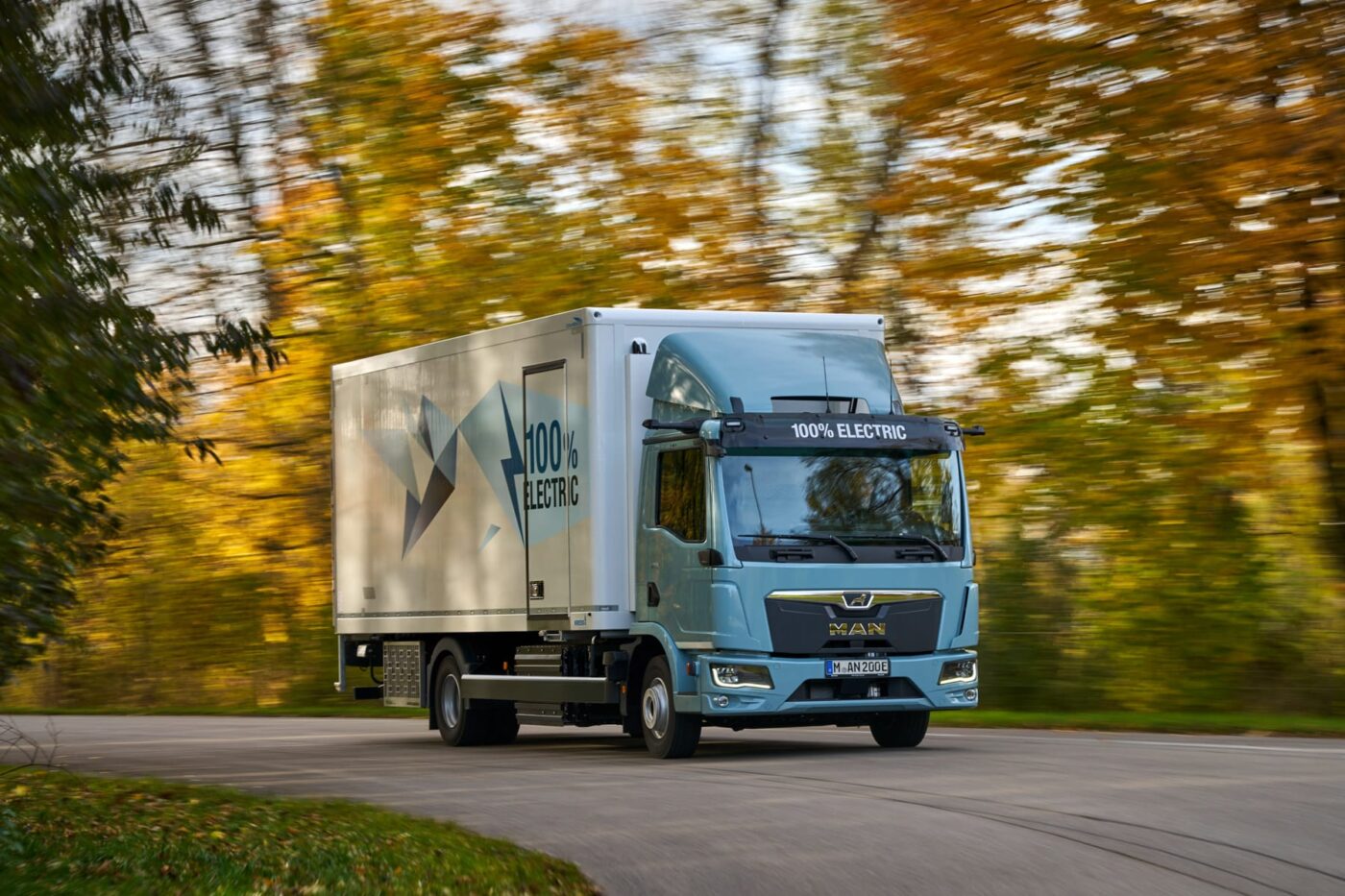 MAN Expands Electric Truck Lineup With 12-Tonne eTGL Refrigerated Model