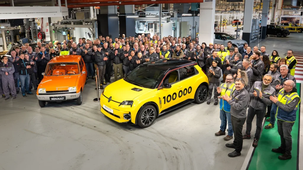 Renault 5 E-Tech Output at Douai Plant Reaches 100,000 Units in 15 Months