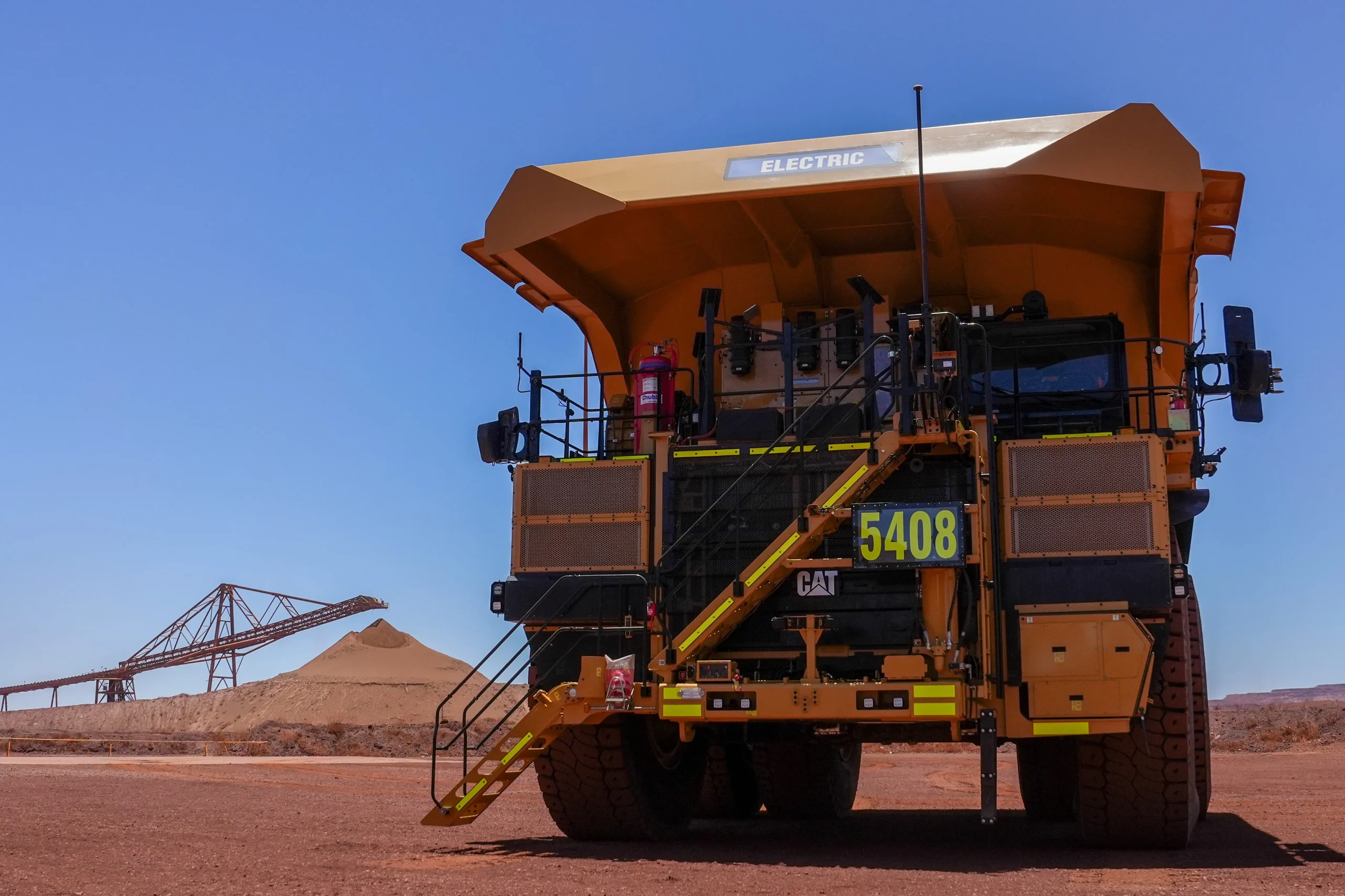BHP and Rio Tinto Begin Battery-Electric Haul Truck Trials in Pilbara With Caterpillar
