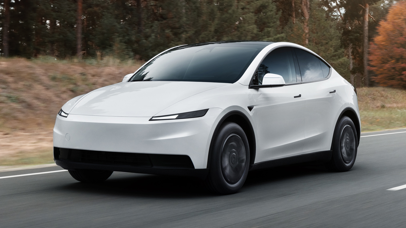 Tesla Launches Lower-Priced Model Y Standard in UK at £41,990