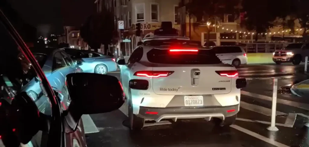 San Francisco Power Outage Disrupts Waymo Robotaxis, Service Later Resumes