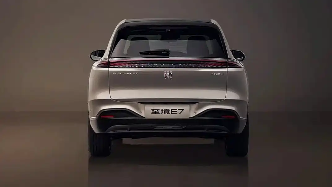 Buick Electra E7 Plug-In Hybrid SUV