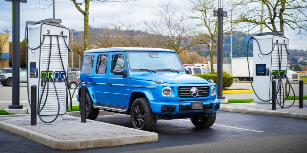 Mercedes-Benz Opens First DC Fast-Charging Sites in Canada, Expands Network in British Columbia