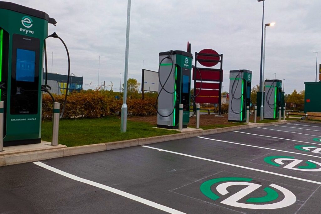 UK Charge Point Operator evyve Selects Monta to Manage Public EV Charging Network