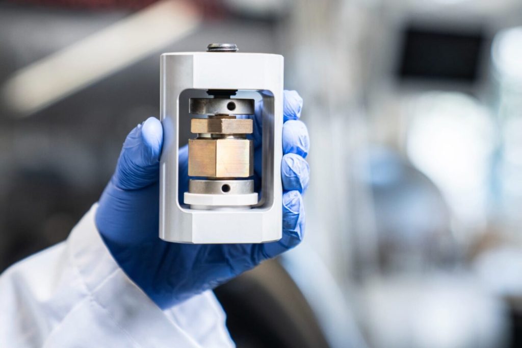 Swiss Researchers Unveil Manufacturing Method to Advance Solid-State Batteries