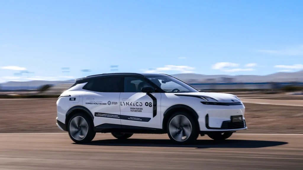 Lynk & Co 08