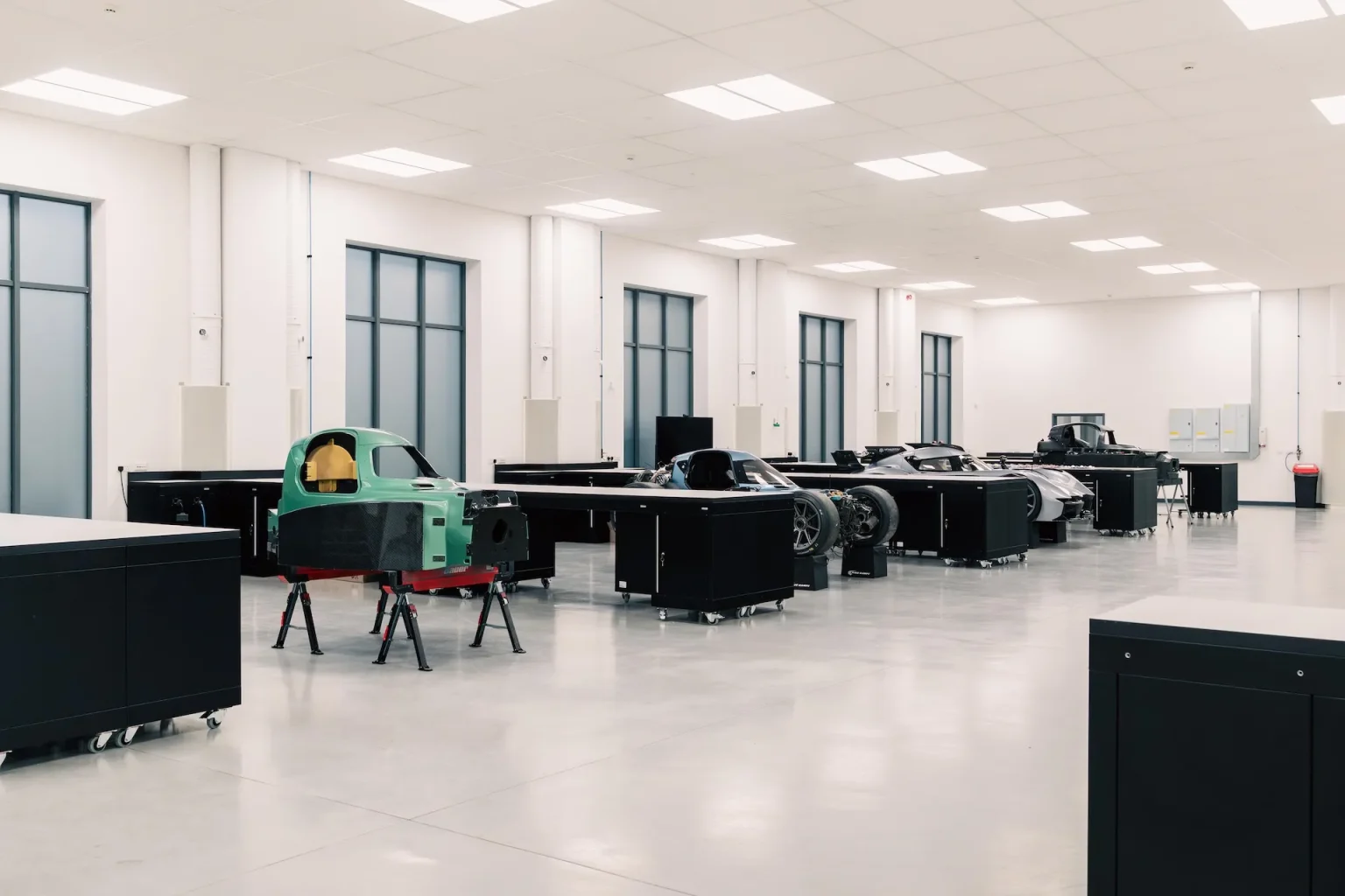 McMurtry Opens New UK Factory, Sets 2026 Deliveries for Spéirling PURE and Launches Technology Unit