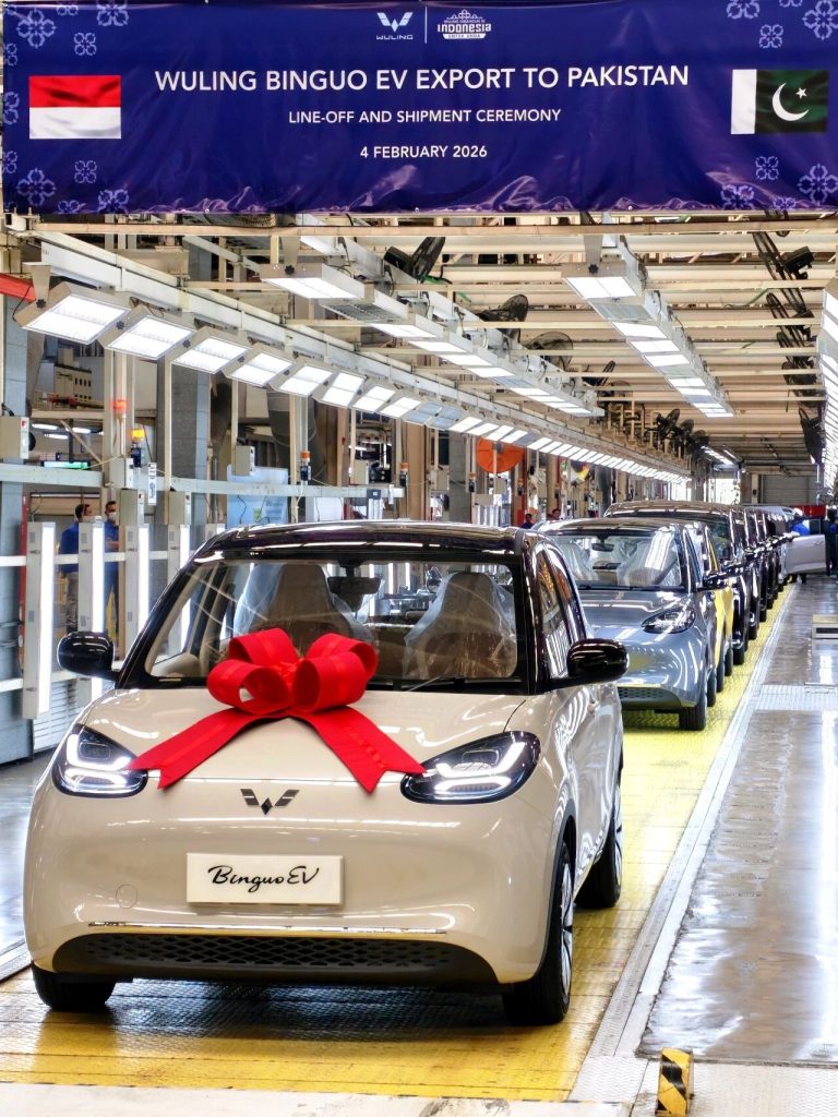 SAIC-GM-Wuling Ships First Indonesia-Built Binguo EVs to Pakistan