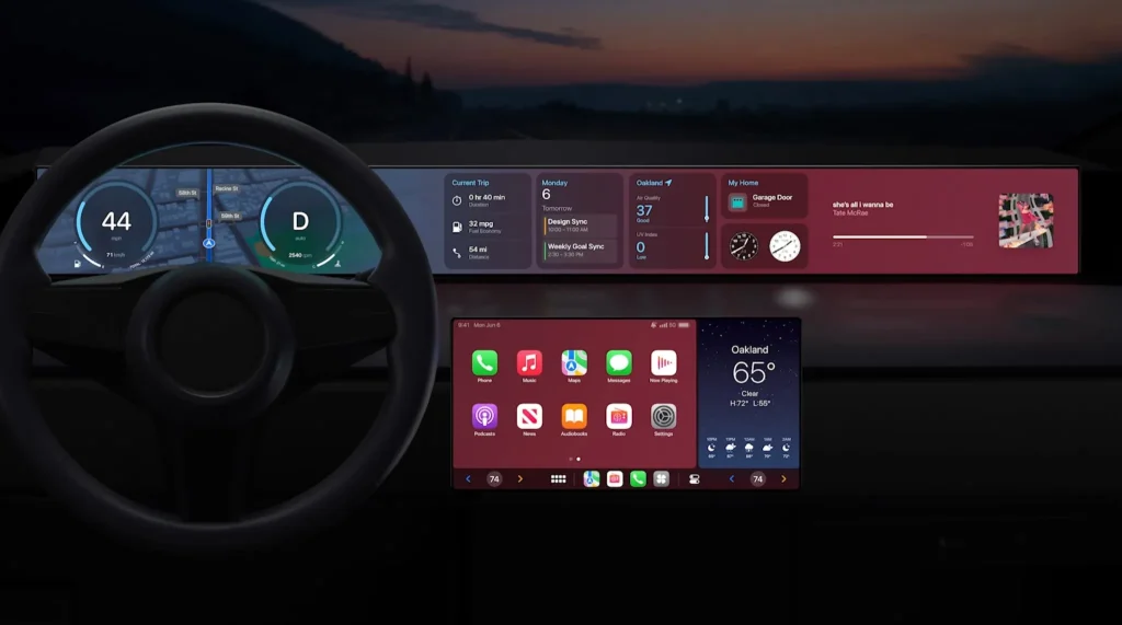 Apple Explores Adding AI Chatbots to CarPlay, Bloomberg Reports