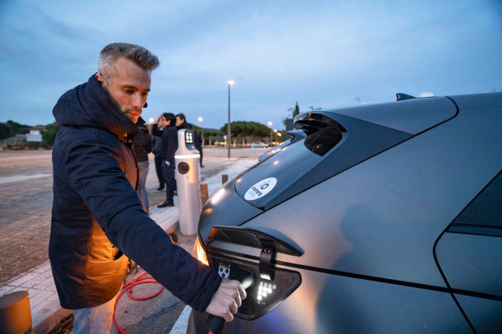 Endesa Launches EV Smart Charging Pilot on Menorca to Support Grid Stability