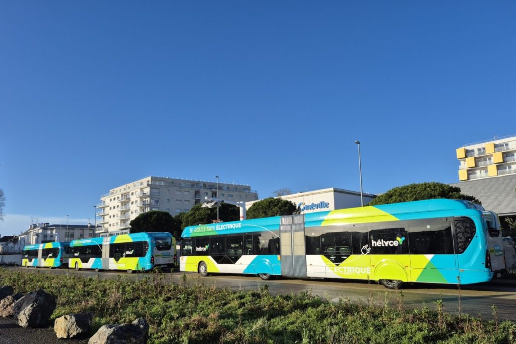 Saint-Nazaire Deploys Iveco Electric Articulated Buses Under Network Upgrade