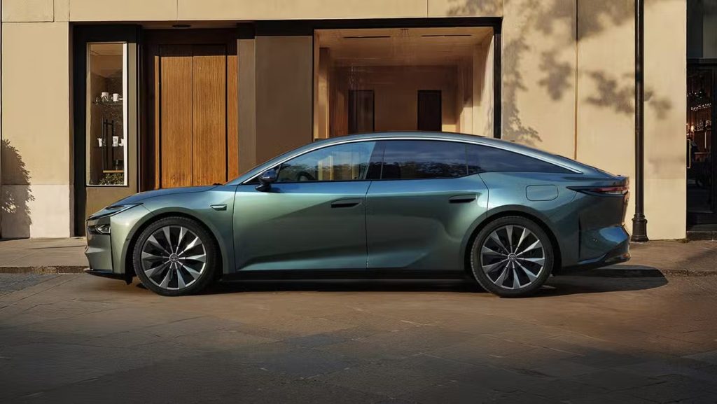 GAC Toyota Rolls Out bZ7 EV With Huawei DriveONE System