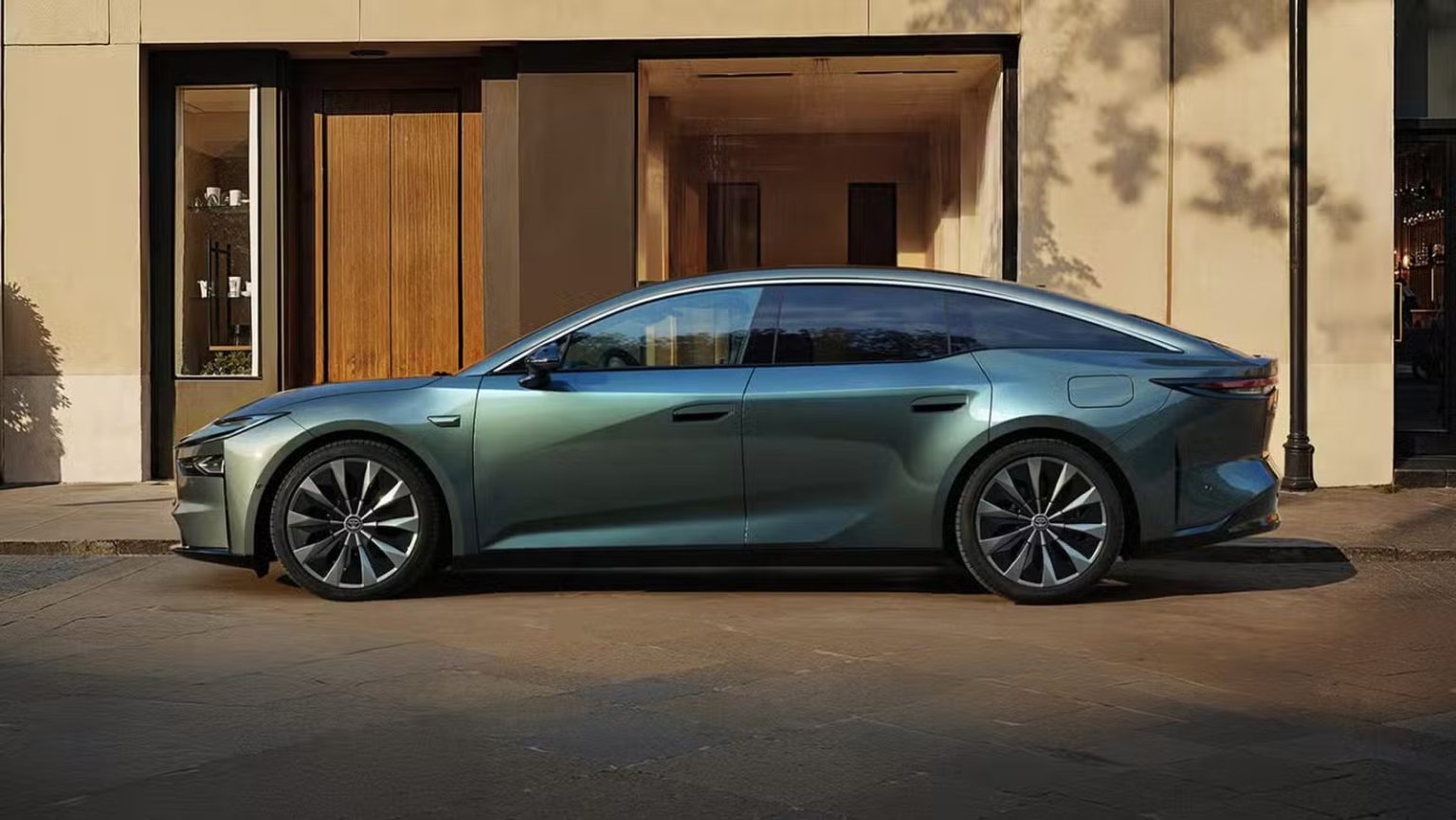 GAC Toyota Rolls Out bZ7 EV With Huawei DriveONE System