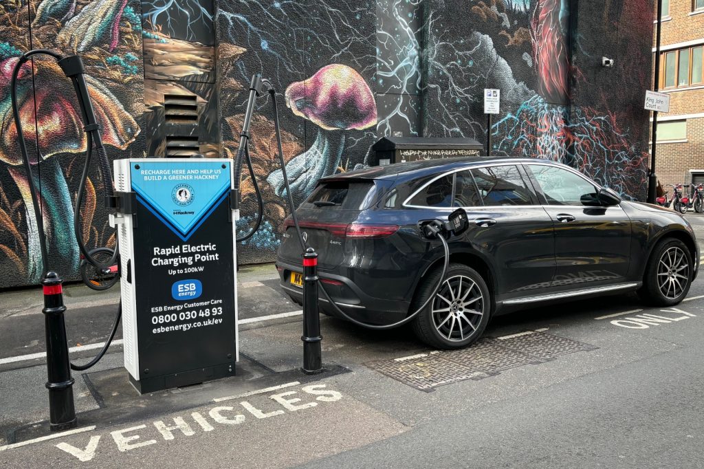 Hackney Activates First EV Rapid Chargers Under Borough-Wide Expansion Plan