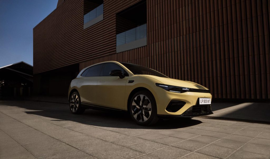 Leapmotor and Stellantis Introduce B05 Electric Sedan in Europe Starting at €26,900