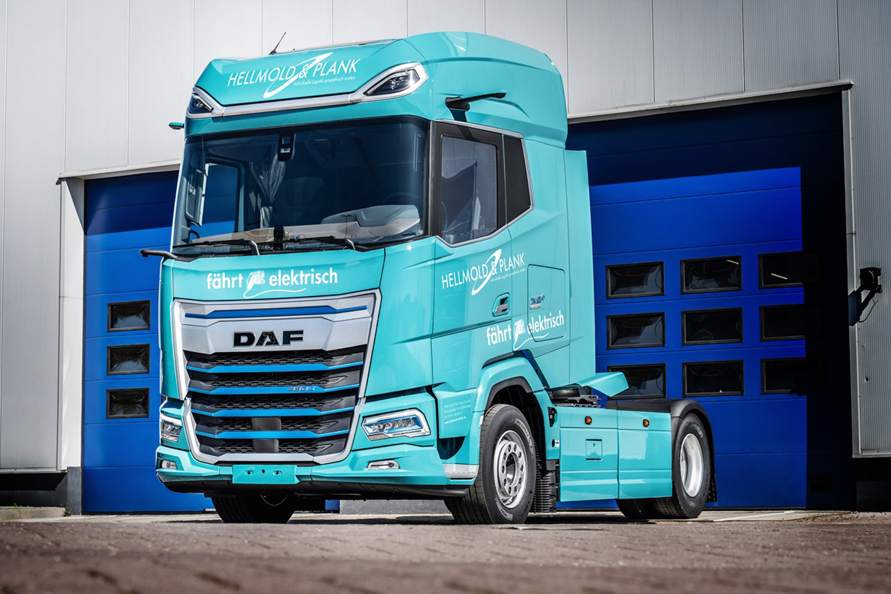DAF Begins Series Production of XG Electric Long-Haul Trucks in Eindhoven