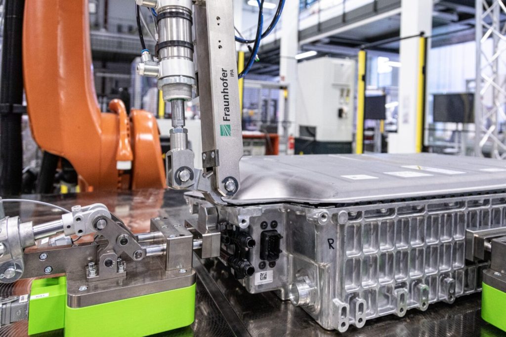 Umicore and Fraunhofer Lead Battery Recycling Project Focused on Selective Cell Discharge