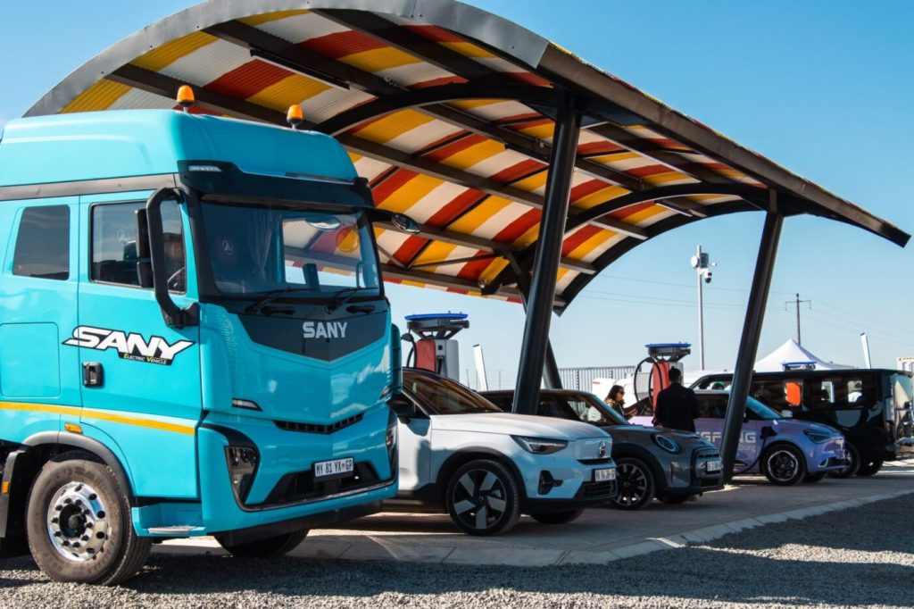Zero Carbon Charge Launches Off-Grid EV Charging Stations on South Africa’s N3 Corridor