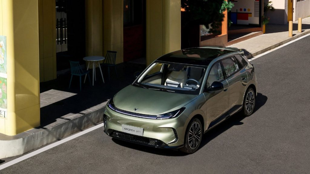Arcfox Launches Upgraded Beta T1 EV in China Starting at 62,800 Yuan