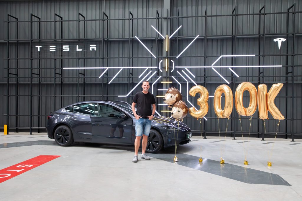 Tesla Surpasses 300,000 Vehicle Deliveries in UK as Registrations Rise in May