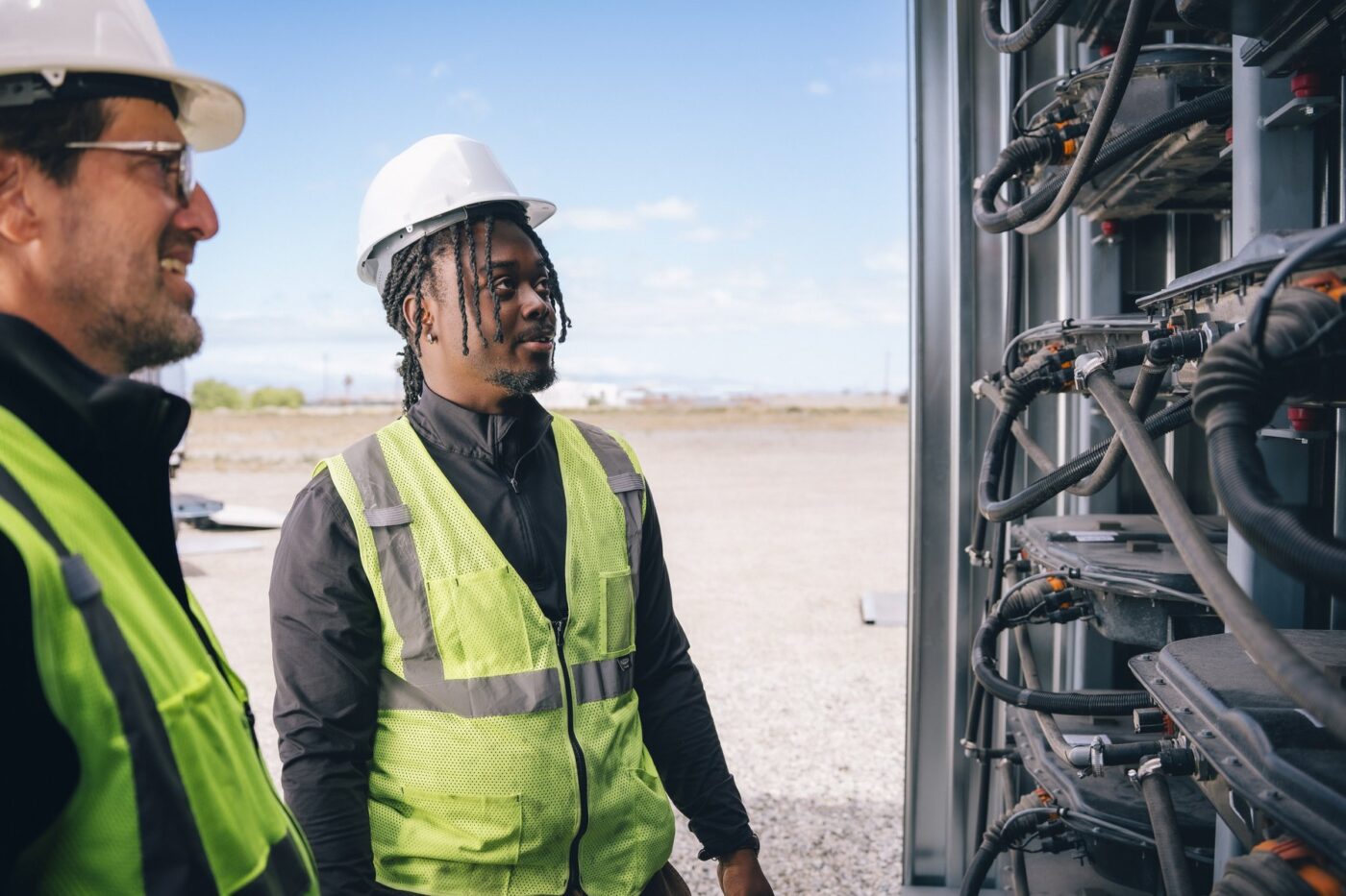 B2U and Waymo Partner to Repurpose Retired EV Batteries for Grid Storage