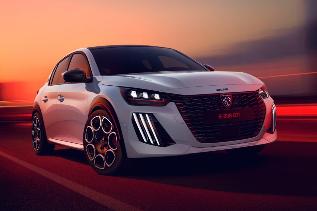 Peugeot Opens Orders for E-208 GTi Electric Hot Hatch with 207 kW Performance