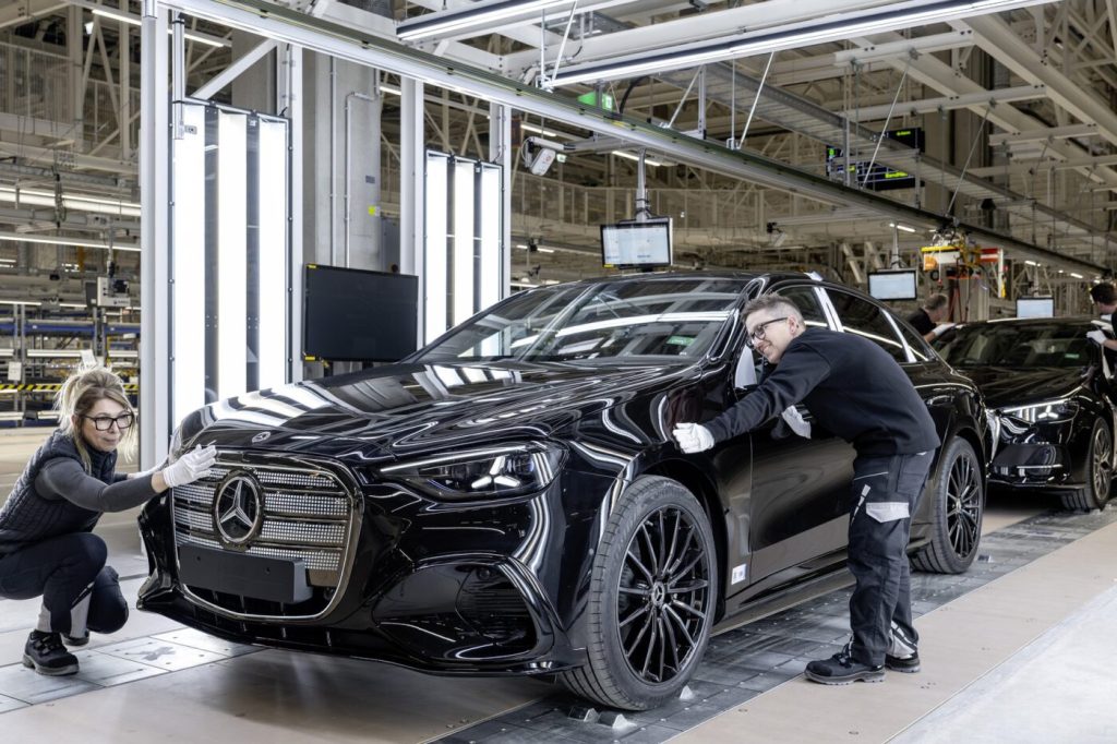 Mercedes-Benz Expands Hungary Plant and Starts Production of Electric C-Class